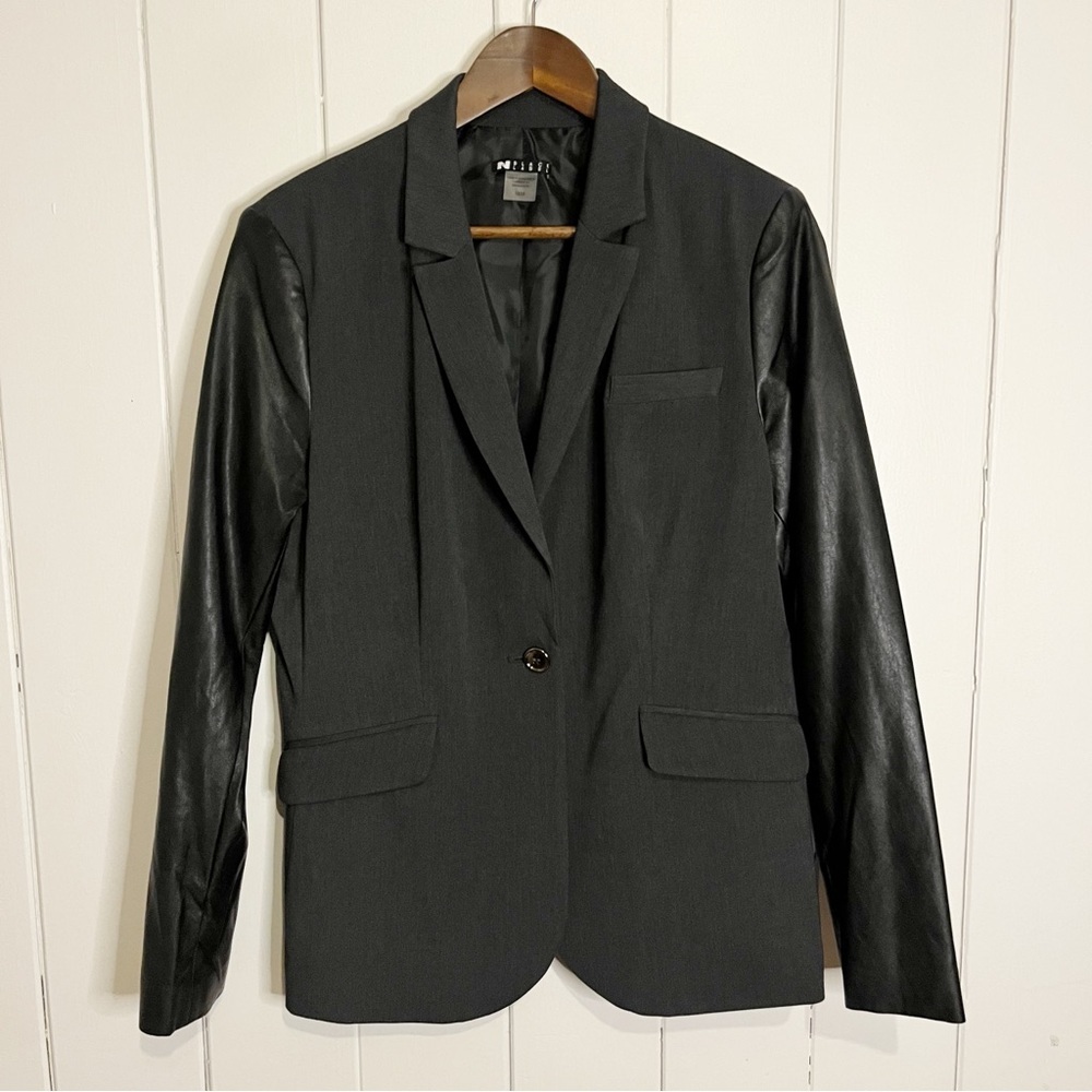 N Label By Nygard Black Blazer with Faux Leather Sleeves. Size Medium.